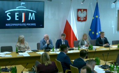 Trwają prace nad  zniesieniem dwukadencyjności. Przed wyborami krzesła wójtów, burmistrzów i prezydentów miast robią się gorące