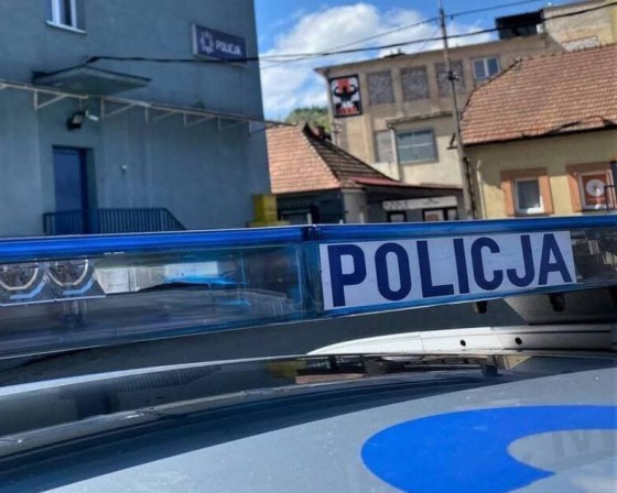 Harbutowice. Awantura o świcie. W aucie naga kobieta i narkotyki