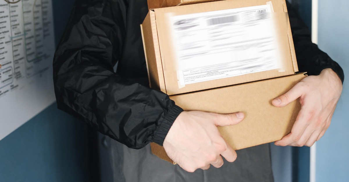 Policja ostrzega! Nie zamawiałeś - nie odbieraj. Do Myślenic docierają fałszywe przesyłki za pobraniem