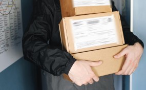 Policja ostrzega! Nie zamawiałeś - nie odbieraj. Do Myślenic docierają fałszywe przesyłki za pobraniem