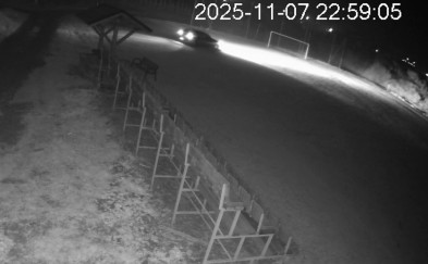 Krzczonów. Wjechał na boisko Cyrhli i zniszczył murawę.„To nie powinno mieć miejsca na żadnym obiekcie sportowym”