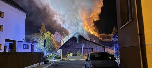 Myślenice. Pożar domu w centrum. Ucierpiała też restauracja