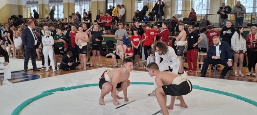 Maraton Sumo w Niechobrzu. Zawodnicy Dalinu wracają z 8 medalami