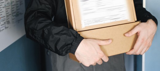 Policja ostrzega! Nie zamawiałeś - nie odbieraj. Do Myślenic docierają fałszywe przesyłki za pobraniem