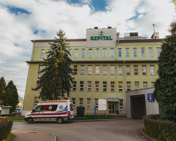 Radni debatowali o „fuzji” i programie naprawczym szpitala. Jaka przyszłość czeka myślenicką placówkę?