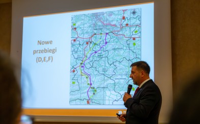 Dyrektor GDDKiA Maciej Ostrowski na temat przebiegu S7 Kraków-Myślenice: „Osobiście jestem związany z wariantem E”