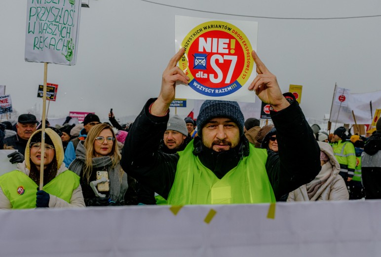 To już nie jest protest poszczególnych miejscowości. Mieszkańcy regionu łączą siły przeciwko planom budowy drogi S7