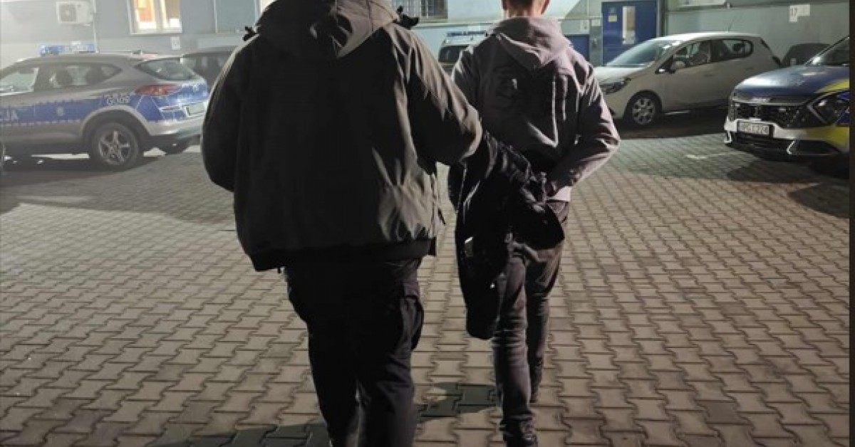 „Podłożyłem bombę w kościele w Tenczynie”. Po tym telefonie 18-latek szybko trafił w ręce policji