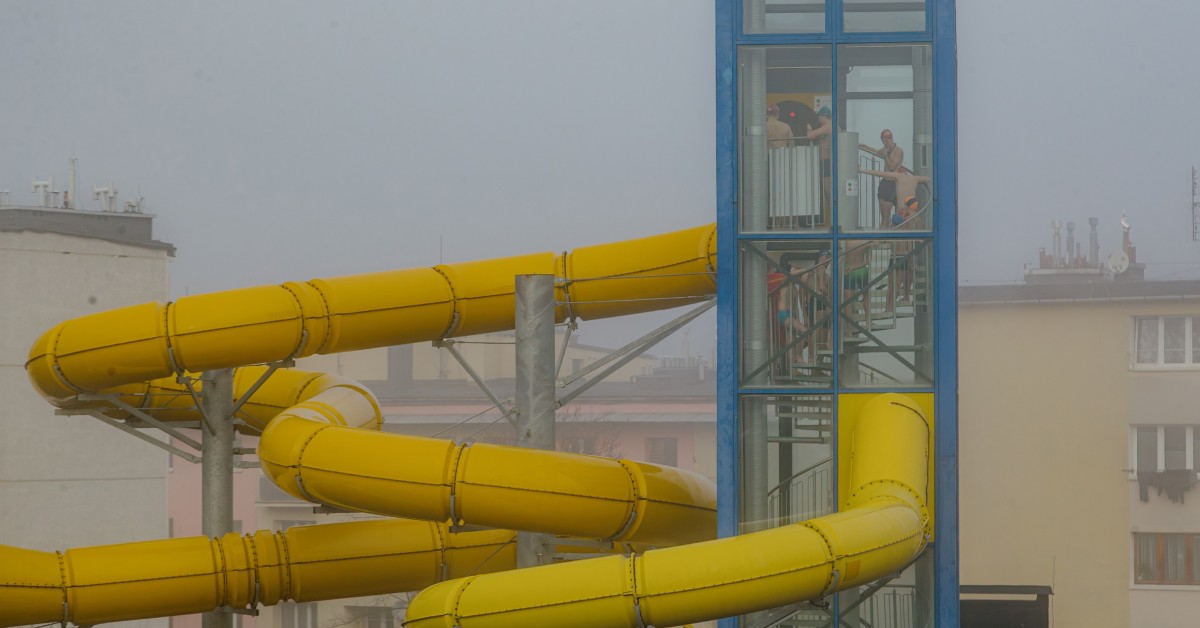 Myślenice. Projekt kryta pływalnia domknięty. Na ten moment mieszkańcy czekali 25 lat