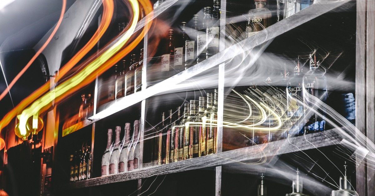 Radni przegłosowali nocny zakaz sprzedaży alkoholu w mieście i gminie Myślenice