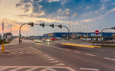 Oznakowanie drogi a bezpieczeństwo ruchu – najczęstsze błędy inwestorów i wykonawców