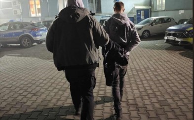 „Podłożyłem bombę w kościele w Tenczynie”. Po tym telefonie 18-latek szybko trafił w ręce policji