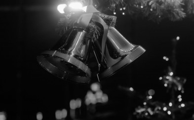 Czarne choinki – odważny trend, który może całkowicie odmienić Twoje święta