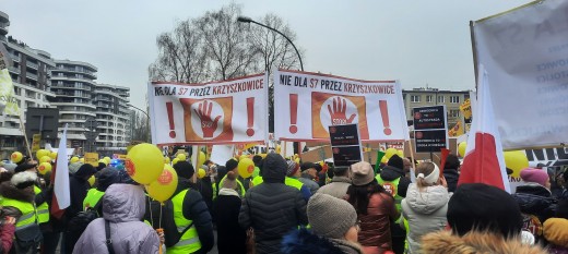 Mieszkańcy Krakowa i południowych gmin Małopolski z pikietą pod siedzibą GDDKiA