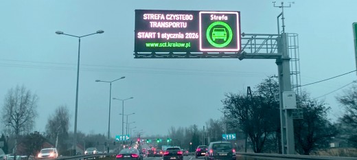 Z nowym rokiem w Krakowie rusza Strefa Czystego Transportu. Właściciele starych aut będą płacić za wjazd do miasta