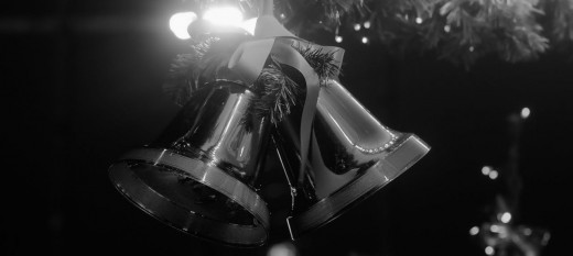 Czarne choinki – odważny trend, który może całkowicie odmienić Twoje święta