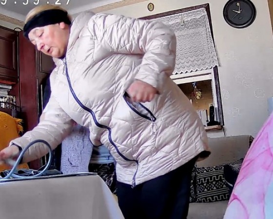 Myślenice. Szuka jej policja. Miała podszyć się pod sąsiadkę i wyłudzić pieniądze od starszej kobiety