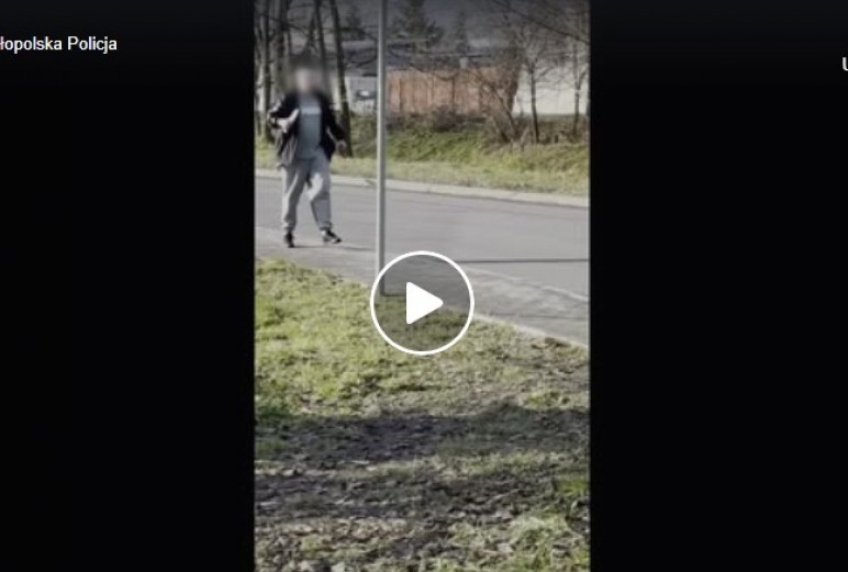 Myślenice. Z nożem i kijem wtargnął do jednej z firm. Zginął podczas interwencji policji. Służby publikują nagranie