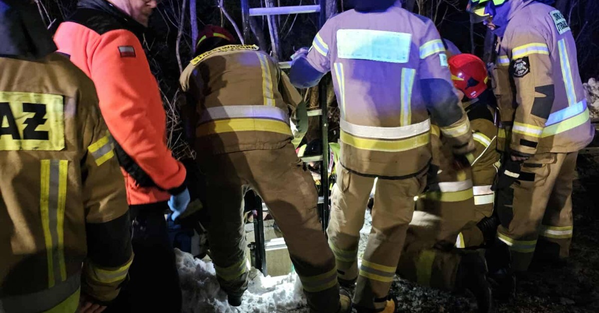 Myślenice. Siedmiolatek wpadł do studzienki na parkingu stacji narciarskiej