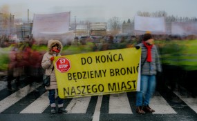 Przeciwnicy S7 zatrzymali ruch na zakopiance. To ostatni protest przed zakończeniem konsultacji społecznych