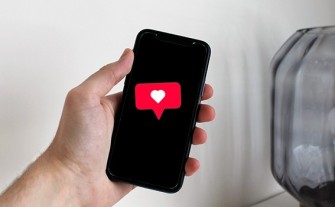 Miała być randka z Filipinką. Były nagie zdjęcia i próba szantażu. Policja przestrzega