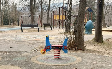 Myślenice. Plac zabaw na Zarabiu czeka rozbiórka. Burmistrz zapowiada budowę nowego