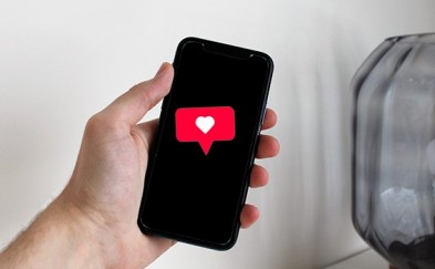 Miała być randka z Filipinką. Były nagie zdjęcia i próba szantażu. Policja przestrzega