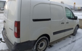 Sprzedam samochód Peugeot partner