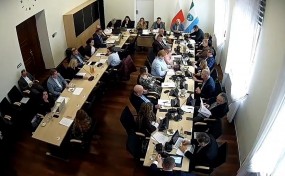 Myślenice umarzają szpitalowi 283 tys. zł podatku. Burmistrz przeciwny łączeniu placówki z innymi podmiotami