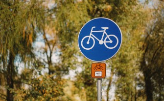 Myślenice. Będą dopłaty do rowerów elektrycznych. Rada przyjęła program, opozycja domaga się budowy ścieżek