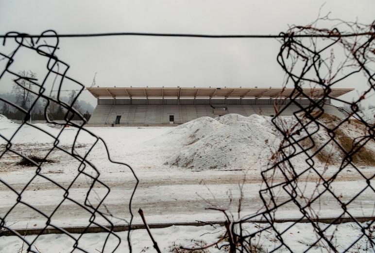 Myślenice. Kolejne opóźnienie w przebudowie stadionu Dalinu. Otwarcie najwcześniej latem 2026 roku