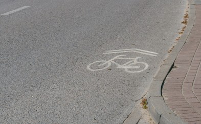 Burmistrz Szlachetka: Planowanie ścieżek rowerowych w mieście ma sens przy woli współpracy zarządcy dróg powiatowych