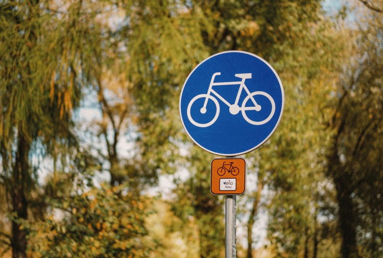 Myślenice. Będą dopłaty do rowerów elektrycznych. Rada przyjęła program, opozycja domaga się budowy ścieżek
