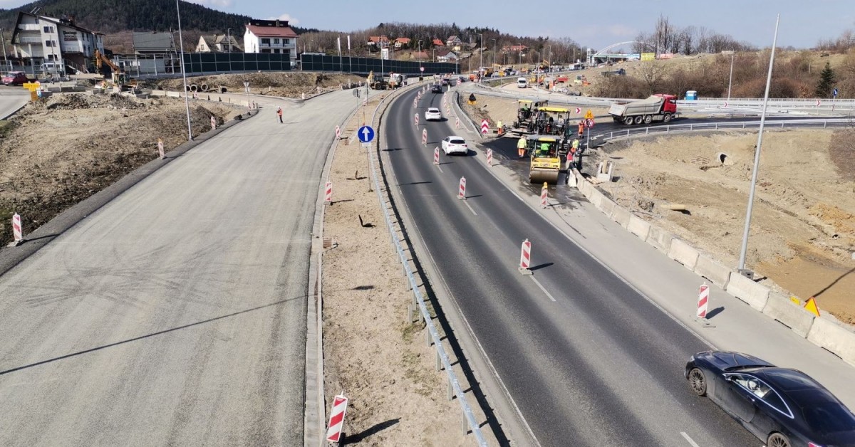 Ciąg dalszy utrudnień na Zakopiance w Myślenicach. Prace przy budowie węzła mogą potrwać do maja