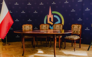 Myślenice. Podpisanie umowy na budowę centrum dla niepełnosprawnych na Chełmie odwołano w ostatniej chwili. Szkoła stoi pusta od sześciu lat