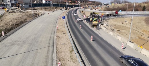 Ciąg dalszy utrudnień na Zakopiance w Myślenicach. Prace przy budowie węzła mogą potrwać do maja