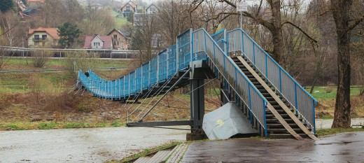 Myślenice. Dni „mostu wiszącego” na Zarabiu są policzone? Ma go zastąpić nowa kładka pieszo-rowerowa