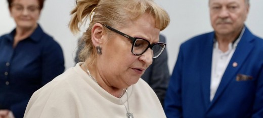 Małgorzata Dzidek złożyła ślubowanie. Zajęła miejsce w radzie powiatu po zmarłym Krzysztofie Trojanie