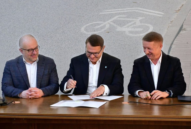 Burmistrz i Starosta podpisali list intencyjny. Czy to pierwszy krok do budowy ścieżek rowerowych w Myślenicach?