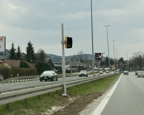 Nowy fotoradar na Zakopiance w Głogoczowie. Ograniczenie do 50 km/h