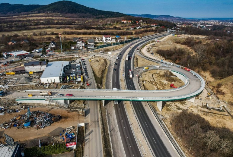 Zakopianka w Myślenicach. Budują dalej. Kierowców czekają kolejne utrudnienia