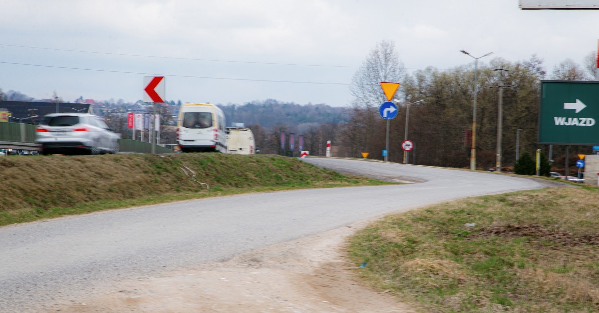 Zakopianka. Biorą się za łączenie dróg lokalnych, ale to trochę potrwa. GDDKiA ogłasza przetarg na przygotowanie inwestycji