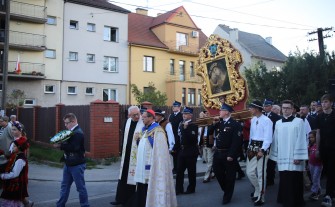 Myślenice. Procesja z obrazem Matki Boskiej przeszła przez miasto