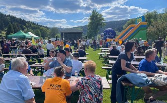 Myślenice: Piknik integracyjny na Zarabiu i zbiórka na budowę Centrum Wsparcia PSONI