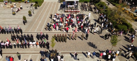 Myślenice. Obchody Święta Konstytucji 3 Maja na płycie Rynku