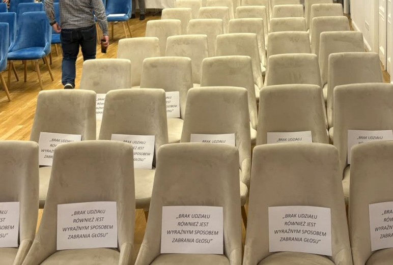 Pat w sprawie S7. Komitety bojkotują prace zespołu, wojewoda prosi o czas