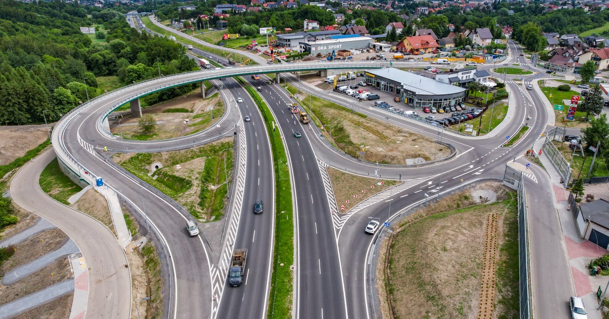 Myślenice. Otwarcie węzła na Zakopiance nie oznacza końca utrudnień. Kierowcy dalej będą stać w korkach