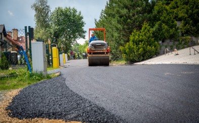 Krzyszkowice. Na te 300 metrów asfaltu czekali ponad 20 lat. Historia Wójciakówki dobiega końca