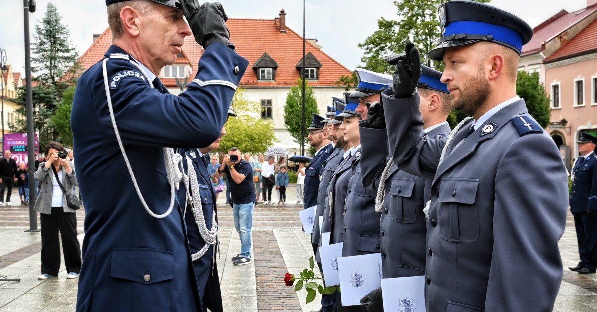Obchody Święta Policji w Myślenicach. Uroczystości i piknik mundurowy na płycie Rynku