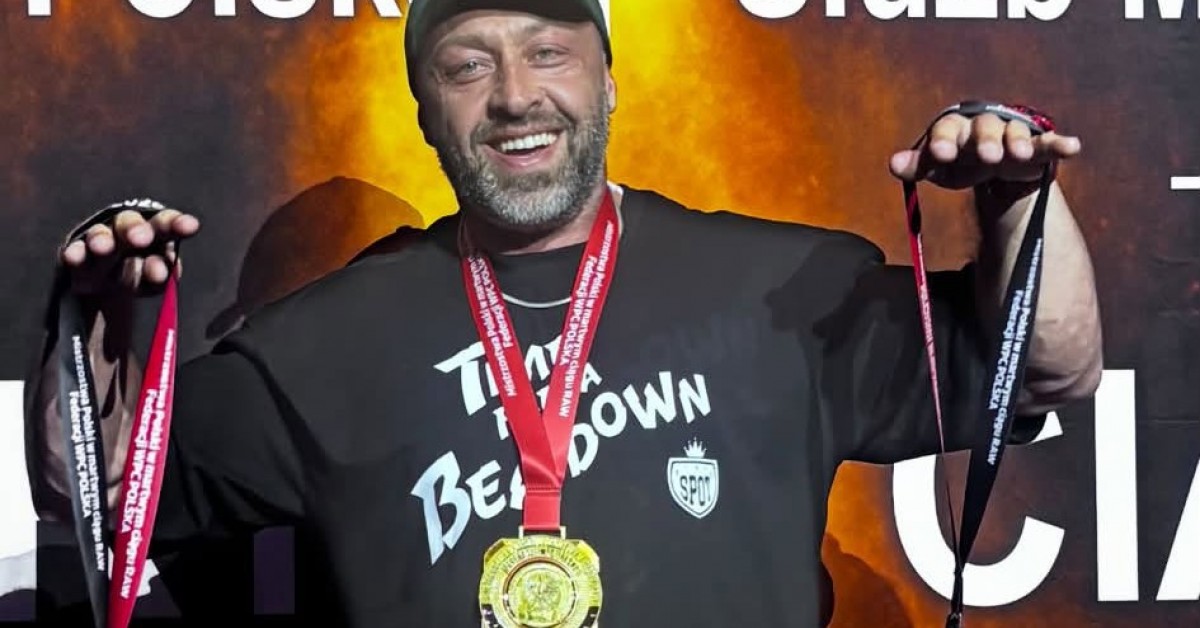 Robert Kostecki mistrzem Polski. Podniósł 300 kilogramów i ustanowił rekord kraju